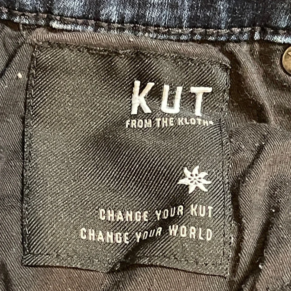 Kut from the Kloth Connie Fab Ab Ankle Skinny Jeans Dark Wash Distressed Size 4